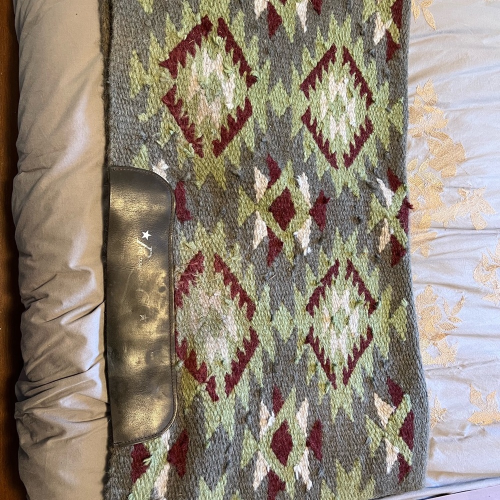 Professional choice saddle blanket 33x36